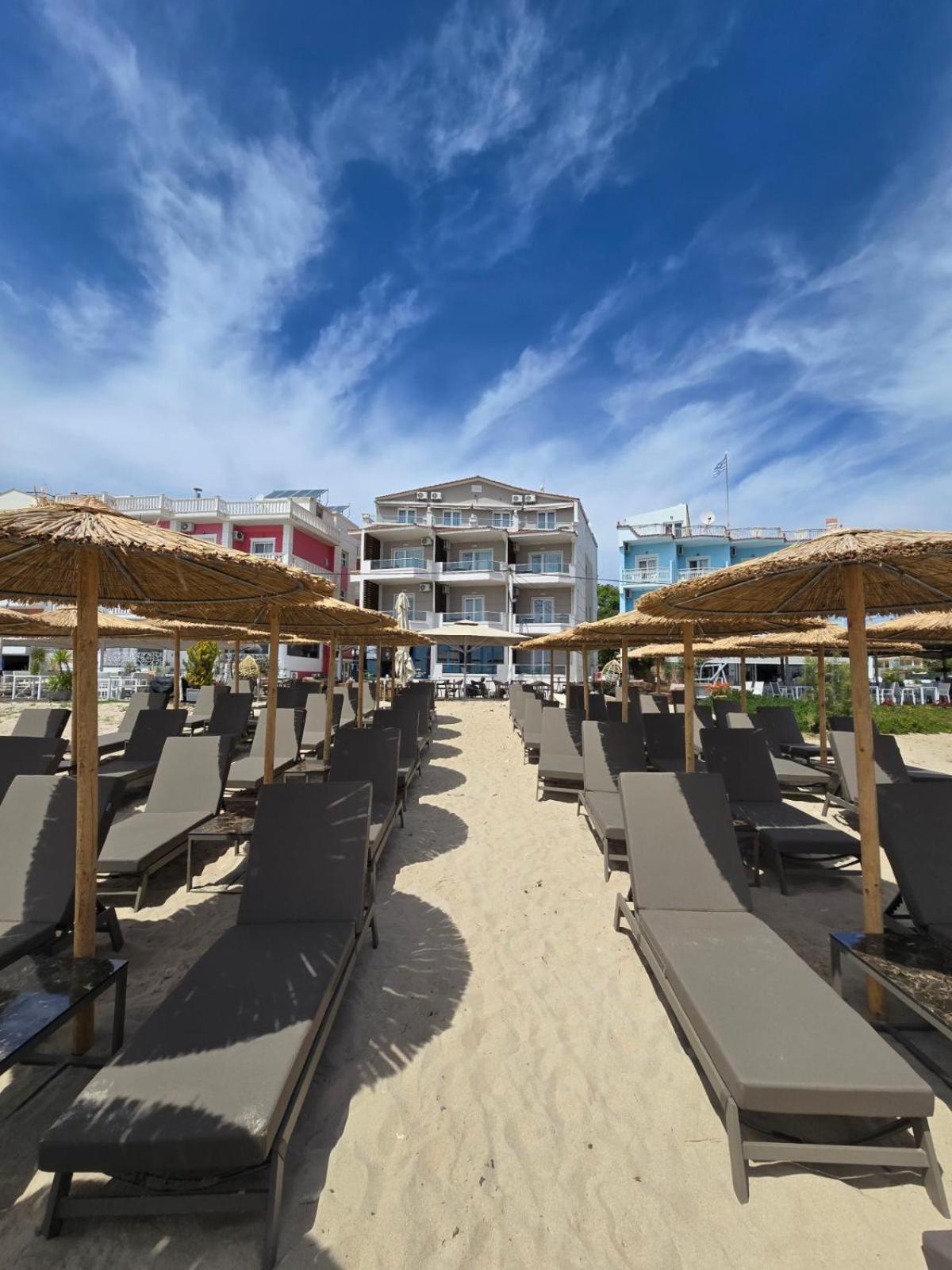 Anna Beach Suites Limenaria  Esterno foto
